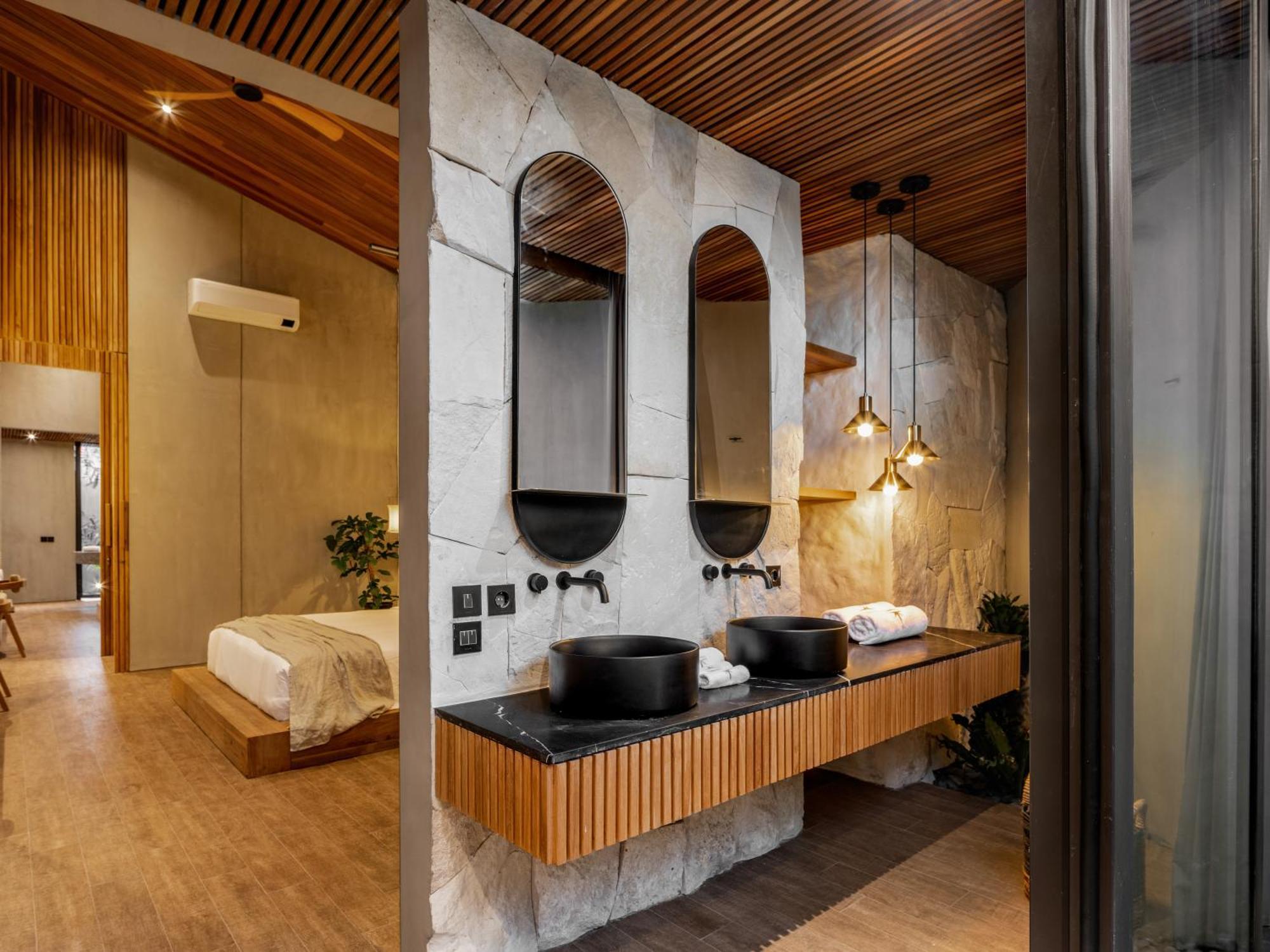 Villa Levante Bali By House Of Winds - Tropical Oasis Near Canggu 科洛布坎 外观 照片